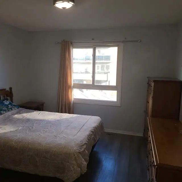 Master Bed room for Rent - South Oshwa