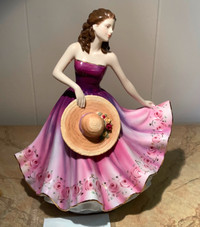 Royal Doulton Pretty Ladies HN5405 Carolyn, Full Size