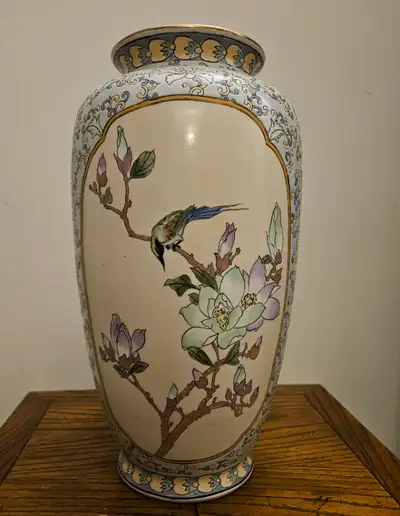 VTG LARGE CHINESE SATSUMA VASE, View more