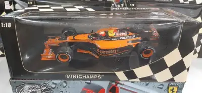 Diecast Arrows ORANGE SHOWCAR 2002 BERNOLDI Minichamps 1/18 F1 Autos de collection miniatures, Voitu...