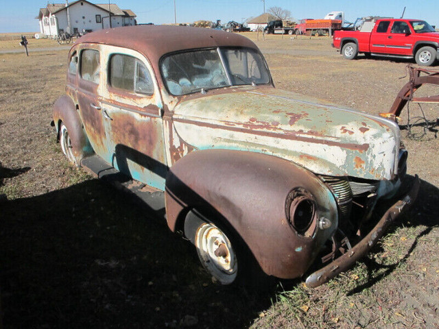 Original 1940 Ford Four Door Sedan in Classic Cars in Regina - Image 4