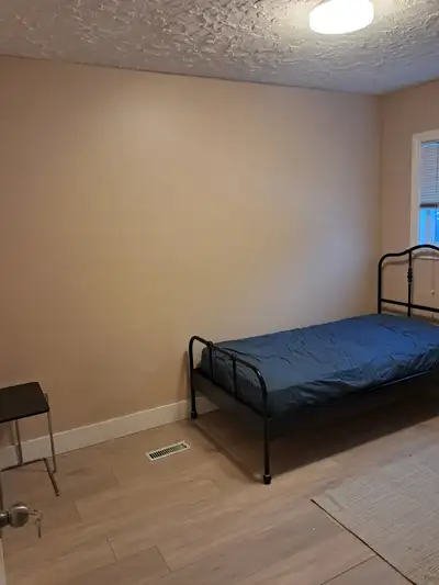 We share a house, students and working professionals. Clean, respectful, drugs free. If interested p...