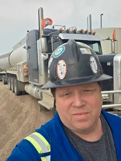 Im looking for a class 1 driving job hauling fluid , View more