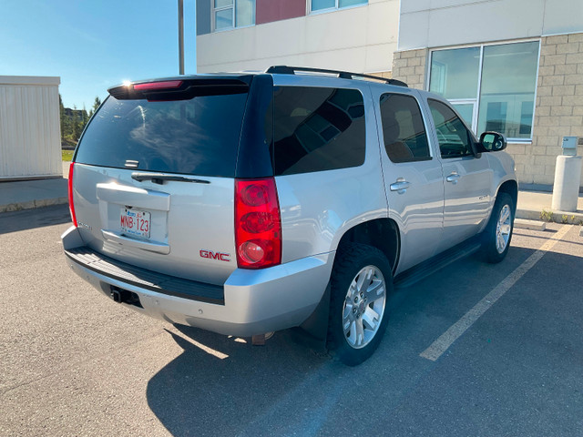 2014 GMC YUKON in Cars & Trucks in Calgary