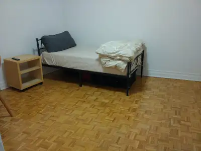 Room For Rent Downtown Toronto $550