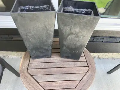 2 one foot tall resin plant pots $20 CASH firm Bridlewood SW