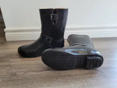 Burberry Winter boots Women black - size7.5/8, View more