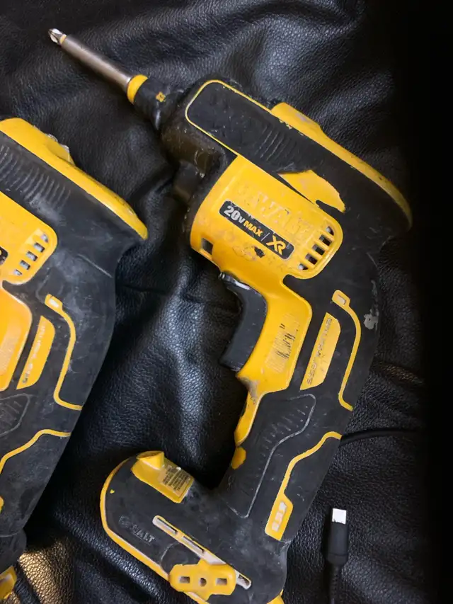 DeWalt Drywall Screw Guns in Power Tools in Winnipeg - Image 4