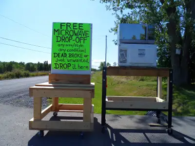 FREE MICROWAVE DROP-OFF!  DEAD OR BROKEN, McINTYRE RD, BATH, ON, View more