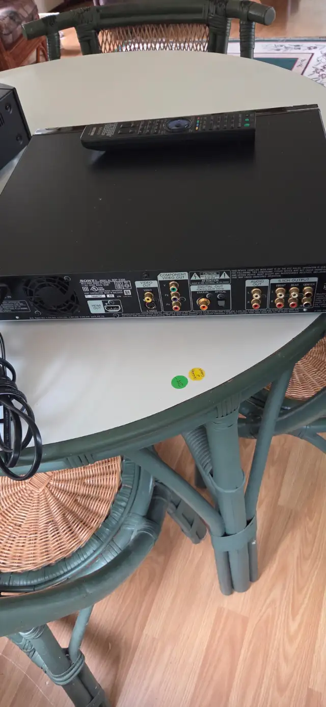 Marantz surround receiver in General Electronics in Belleville - Image 3