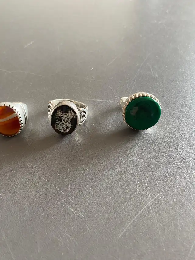 Rings in a good condition.62863739265153121