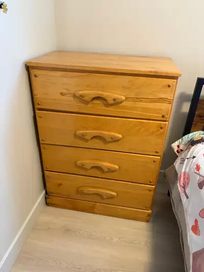 commode avec 4 tiroirs, View more