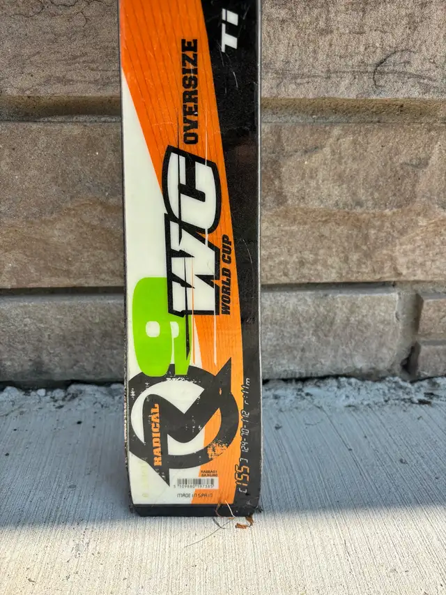 Rossignol World Cup skis - 155cm  in Ski in Kawartha Lakes - Image 4