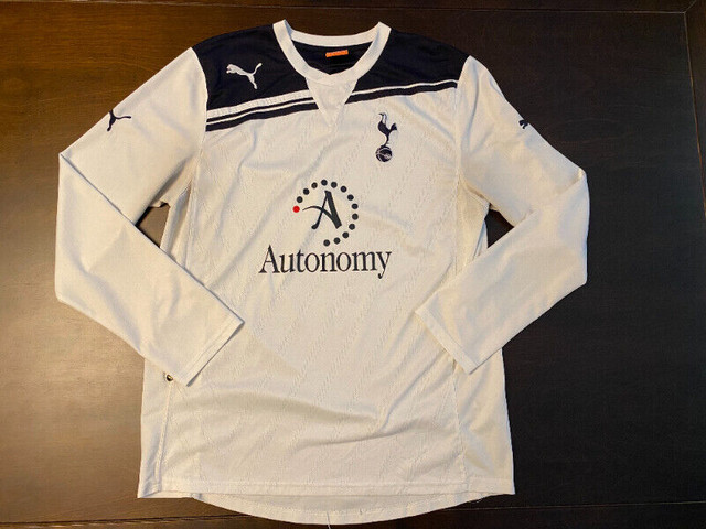 2010-2011 Rare Tottenham Hotspur Long Sleeve Soccer Jersey - M in Arts & Collectibles in City of Toronto
