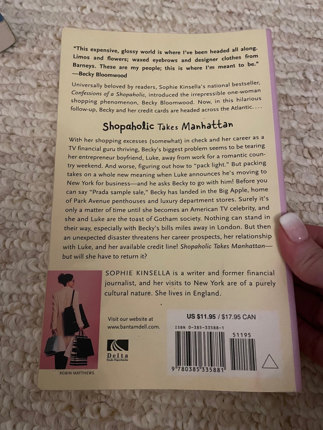 Shopaholic Takes Manhattan Sophie kinsella  in Fiction in Oakville / Halton Region - Image 2