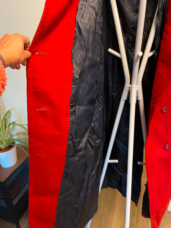 RED COAT in Women's - Tops & Outerwear in Calgary - Image 4