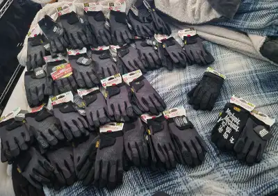 MECHANIX GLOVES - NEW!, View more