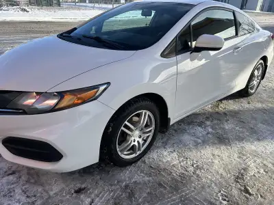 2015 Honda civic EX coupe 134,000 kilometer’s Manual transmission Great little car amazing on gas bo...
