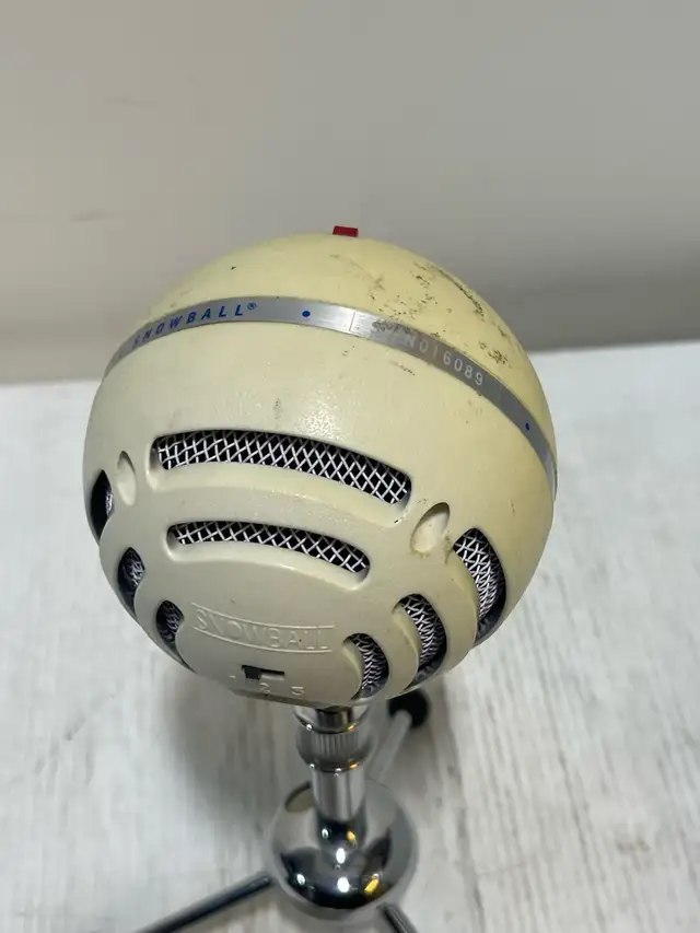 Blue Snowball Microphone454687415023052807