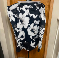 Plus size floral black & white lined skirt