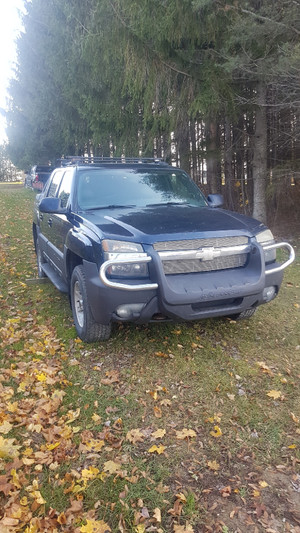 2004 Chevrolet Avalanche Complet