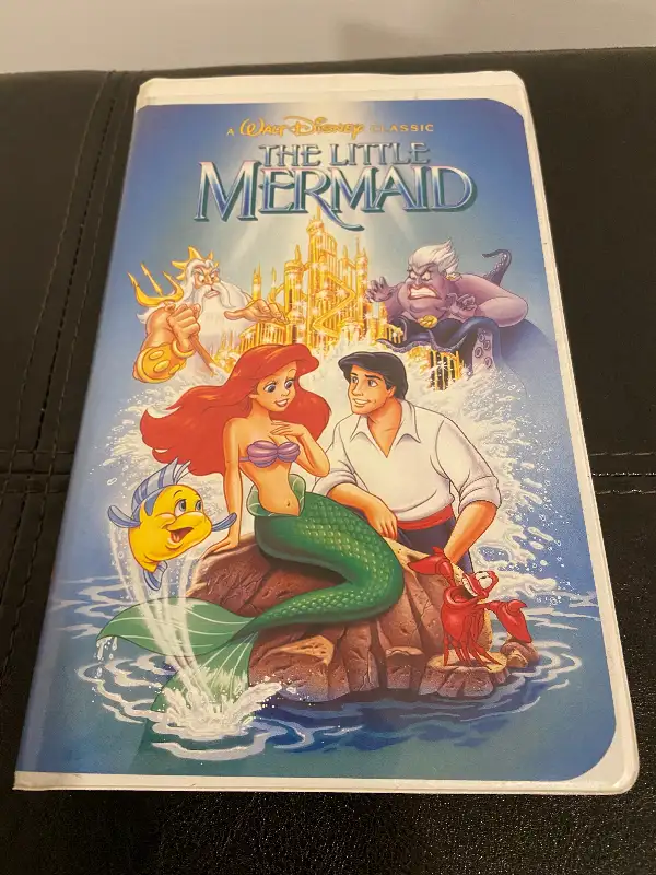 Walt Disney Black Diamond VHS Clamshell Movies - Little Mermaid in CDs, DVDs & Blu-ray in City of Toronto - Image 5