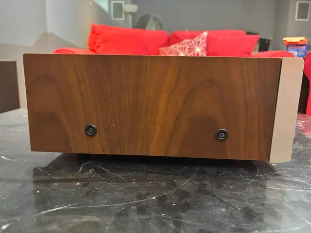 Vintage Realistic Stereo Receiver in Stereo Systems & Home Theatre in Kitchener / Waterloo - Image 8