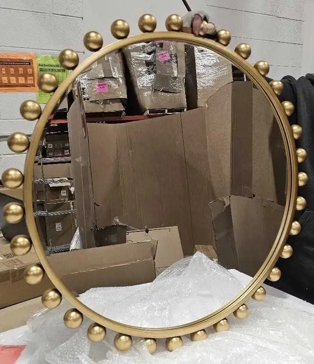 30 Inch Round Wall Mirror with Antique Gold *** BRAND NEW *** in Home Décor & Accents in Edmonton - Image 5