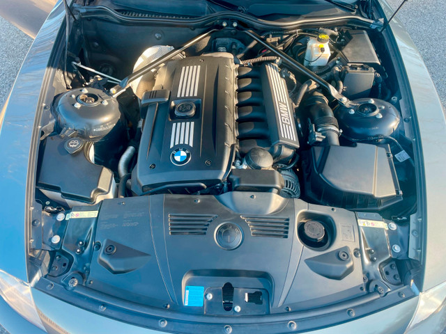 BMW Z4 si in Cars & Trucks in Oshawa / Durham Region - Image 3