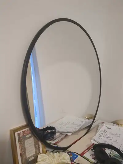 Mirroir en Cercle, View more