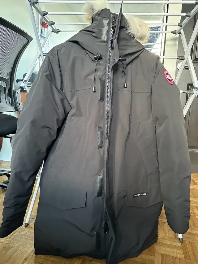 Original Canada Goose Men Langford Parka Jacket in Men's in Mississauga / Peel Region - Image 3