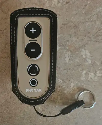 Phonak PilotOne II Remote Control for Hearing Aids (brand new and never used). The remote control fe...