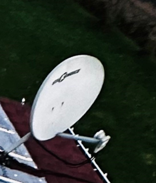 Star Choice / Shaw Satellite DishElliptical Antenna with LNB 4 in Video & TV Accessories in Bedford
