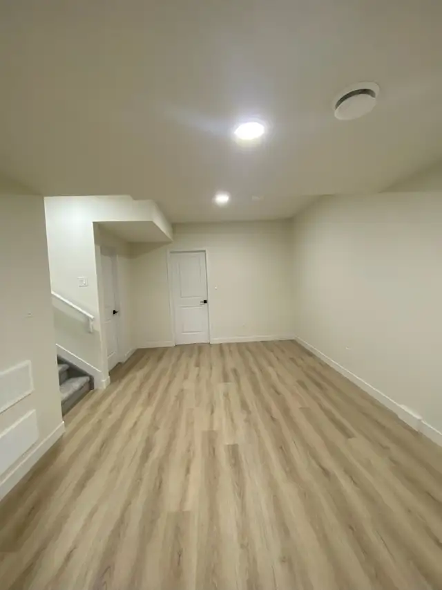 Cozy 2 Bedroom Basement Suite in Chappelle SW Edmonton