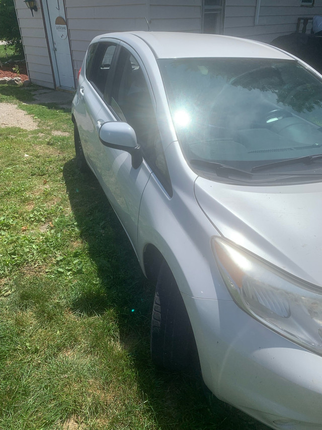 2014 Nissan versa in Cars & Trucks in Woodstock - Image 2