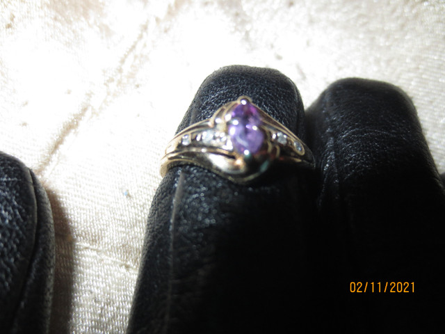 10 karat Gold Amethyst and Diamond Ring in Jewellery & Watches in Edmonton - Image 3