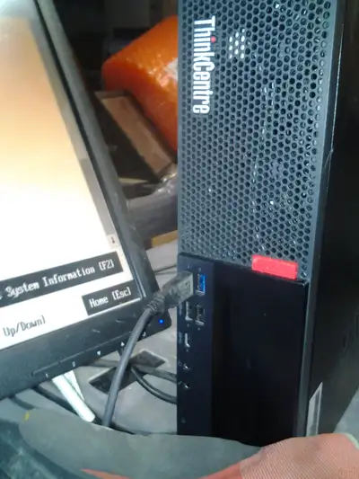 Lenovo ThinkCentre M920t i7-8700 / 8GB / 256GB SSD 6CORE !, View more