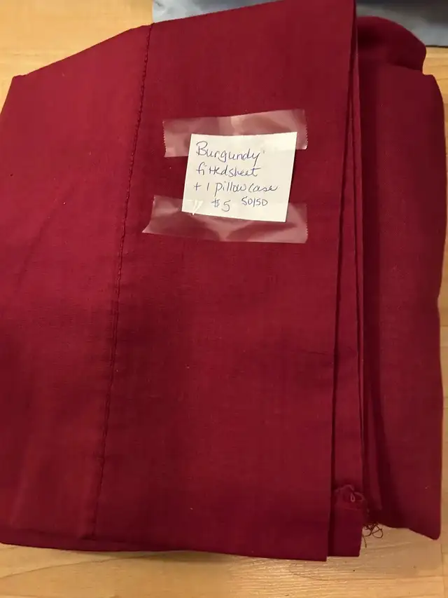 Twin sheet set $15, 2 pillowcases, fire trucks, 100% cotton ++++ in Bedding in Oakville / Halton Region - Image 7