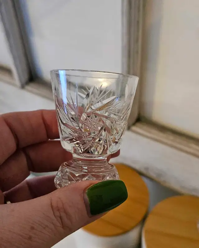 vintage crystal shot glasses 427545459657297921