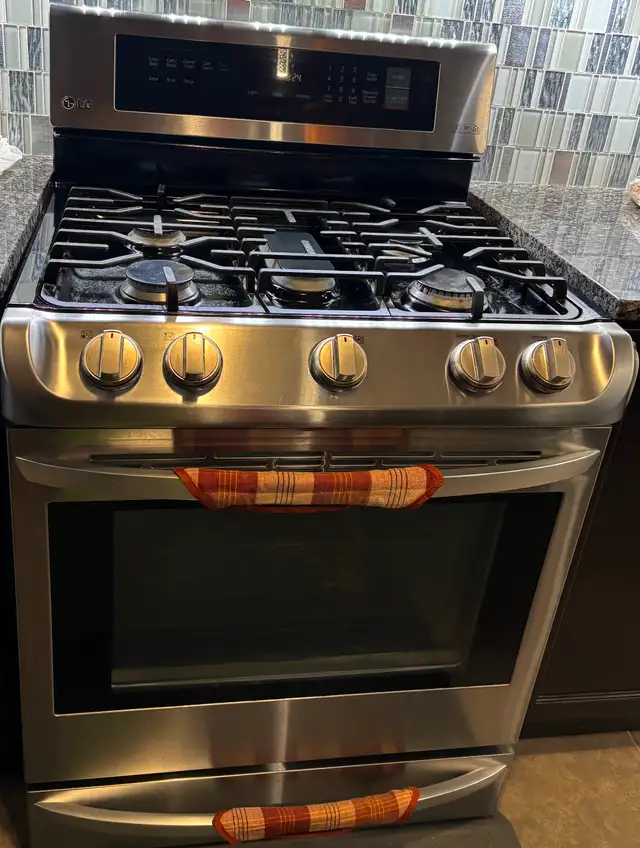 LG Gas Stove – Stainless Steel62866660763777121