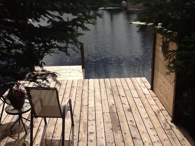 LIVE ON THE LAKE in Ontario in Canada - Image 2