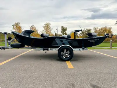 Selling my 2024 Hyde XL Low Profile, custom built and ready to fish. * Full SeaDek * 3 × Tempress Pr...