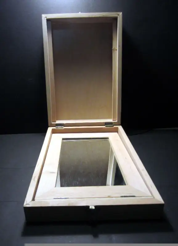 (JJD-176) Wood Folding Mirror in Home Décor & Accents in City of Toronto - Image 5