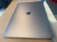 2019 Apple MacBook Pro i9 15”