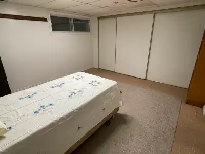 One Bedroom Basement Apartment - Bayview and Sheppard