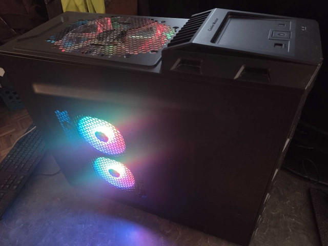 Ordinateur Intel 3.4ghz Radeon RX light gaming PC dans Ordinateurs de bureau  à Longueuil/Rive Sud - Image 4