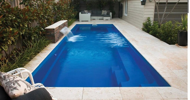 New Fiberglass Pools Available for 2024! in Other in City of Toronto - Image 2