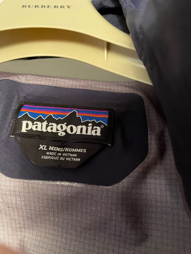 Patagonia Powslayer Goretex ski jacket- new - XL - $350 in Men's in City of Toronto - Image 4