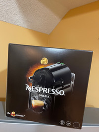 Nespresso Inissia Black