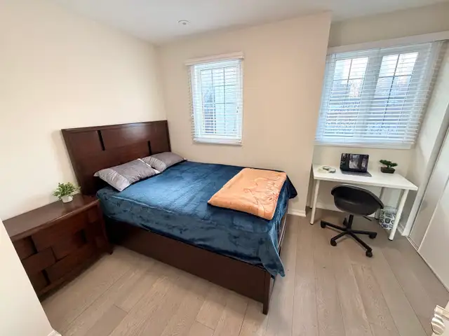FURNISHED ROOM for rent in a newly renovated 3b townhouse  in Room Rentals & Roommates in City of Toronto - Image 2